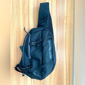 Patagonia Atomic Sling 8 L Black, Excellent Condition